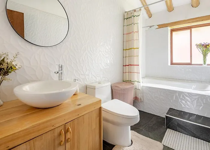 Villa En Valle Sagrado, Vistas A La Catarata, Montanas, Con Jacuzzi Y Sauna *