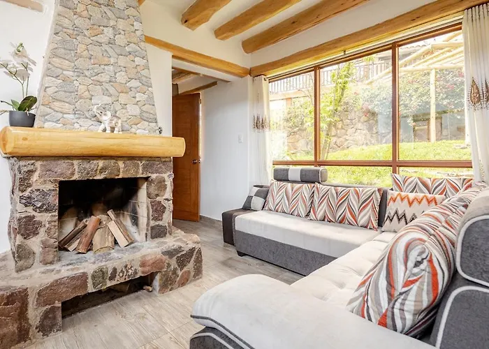 Villa En Valle Sagrado, Vistas A La Catarata, Montanas, Con Jacuzzi Y Sauna *