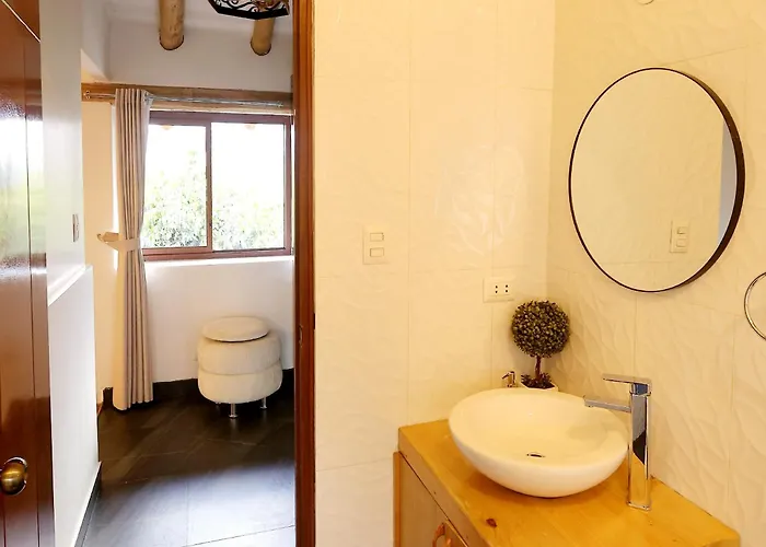 Villa En Valle Sagrado, Vistas A La Catarata, Montanas, Con Jacuzzi Y Sauna *