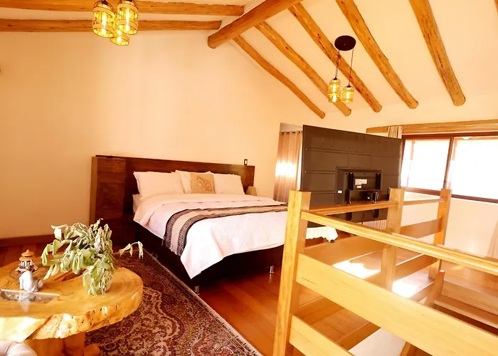 Villa En Valle Sagrado, Vistas A La Catarata, Montanas, Con Jacuzzi Y Sauna Calca